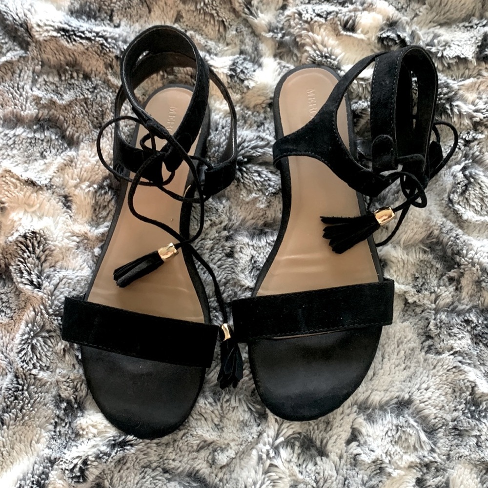 Black lace up target sandal